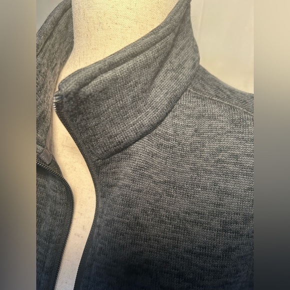 Lands’ End Vest - Picture 4 of 11